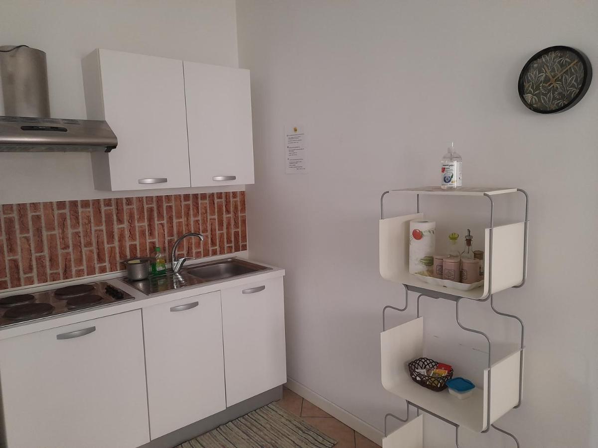 A Casa Di Sole Apartment Arese Exterior photo